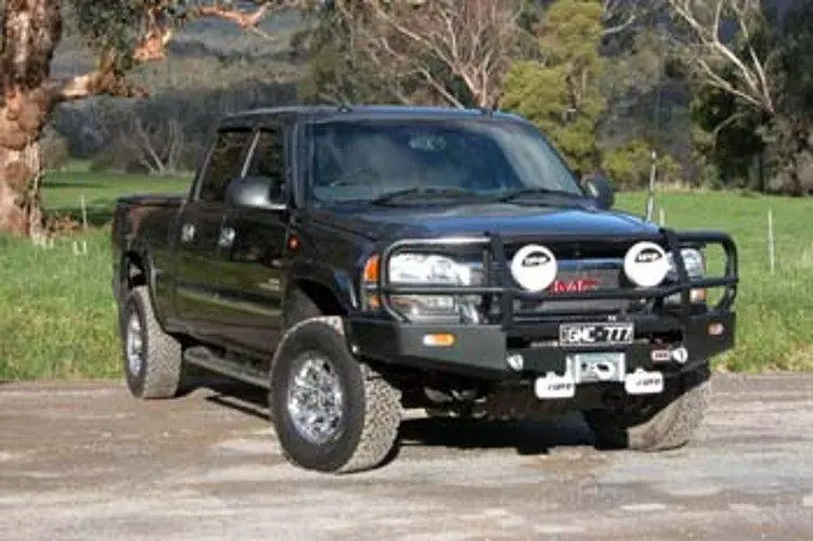 Arb 3462040 Gmc Sierra 1500 2003-2007 Deluxe Front Bumper Winch Ready With Grille Guard, Black Powder Coat Finish 1