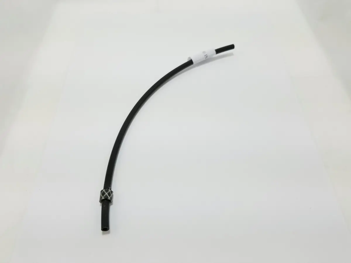 928 110 014 01 - Hose-Tb Housing To 5- Or 7-Way Rubber Splitter 1