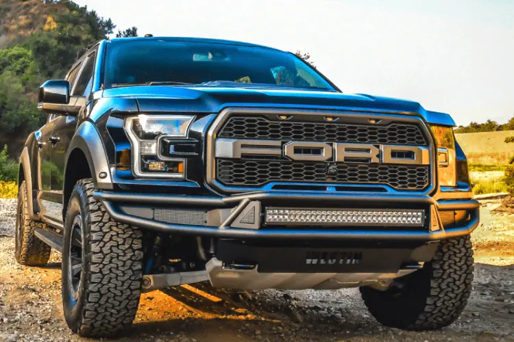 Westin 58-62025 Ford F150 Raptor 2017-2020 Outlaw Front Bumper 1