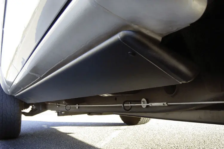 Amp Research 75115-01A Gmc Yukon Xl 2500 2000-2006 Powerstep Electric Running Boards 2