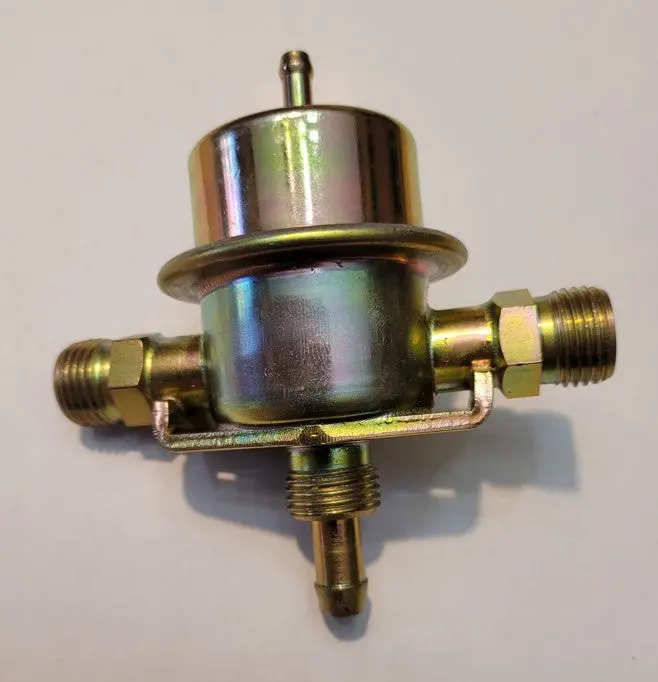 928 110 198 26Amg - Fuel Pressure Regulator - 80 To 86 Gold - Aftermarket 1