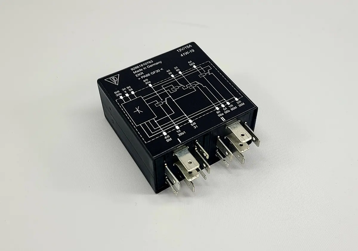 928 618 107 63 - Headlight Relay - 1987 To 1995 1