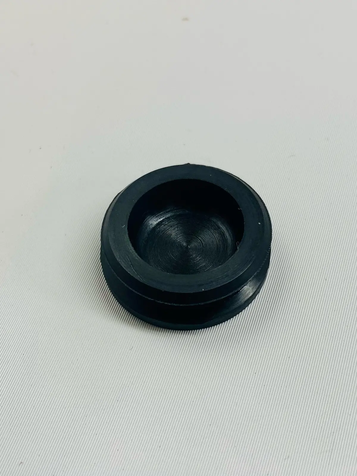 928 116 425 00 - Inspection Bung Or Cap In Bell Housing & Auto Torque Tube - 78 To 95 1
