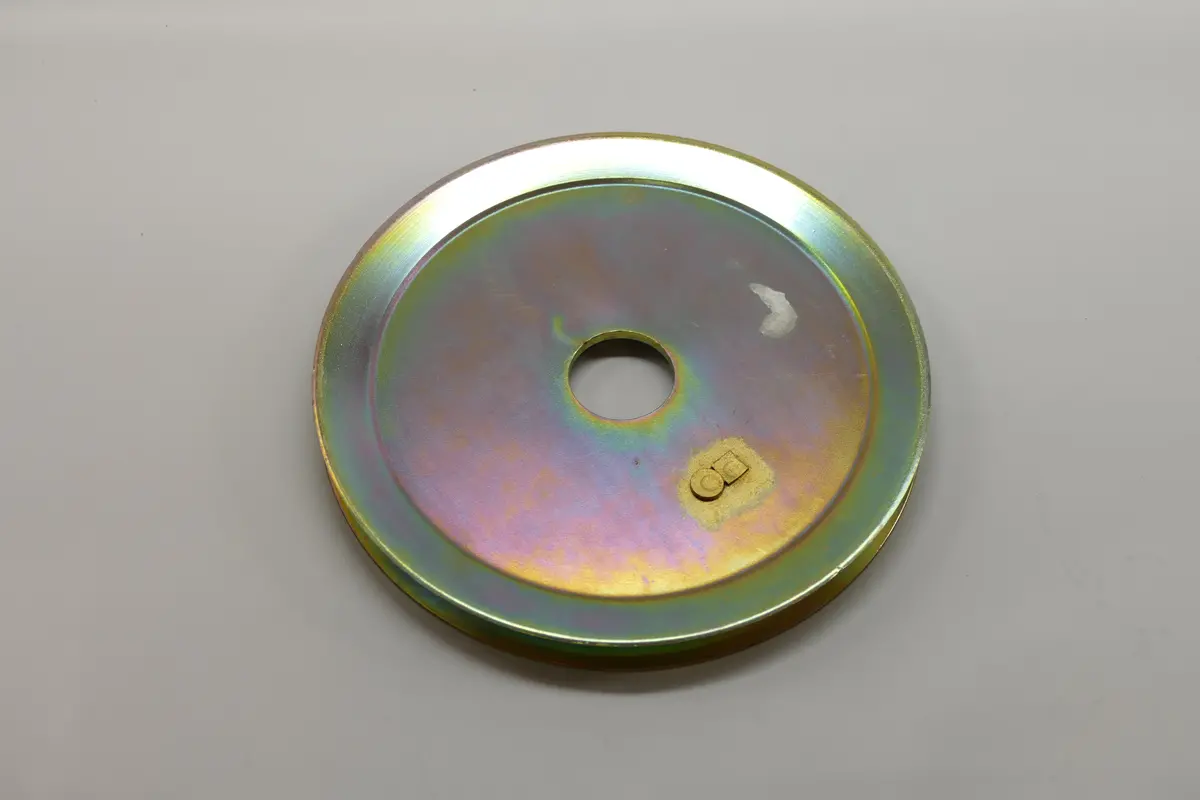 928 102 118 03 - Compressor Pulley 1