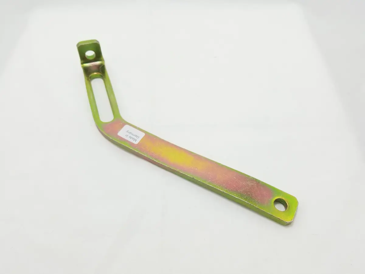 928 126 123 03 - A/C Bracket - 80 To 91 1