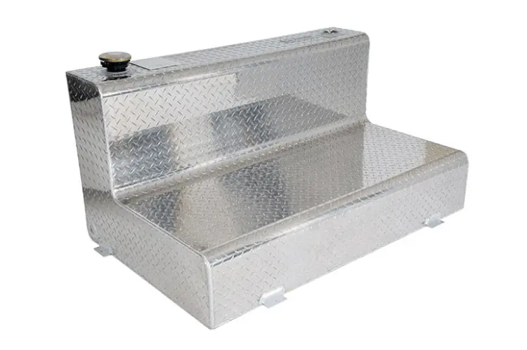Dee Zee Dz91767x Chevy Silverado 2500Hd/3500Hd 1999-2022 L-Shape Auxiliary Tank Brite-Tread 1