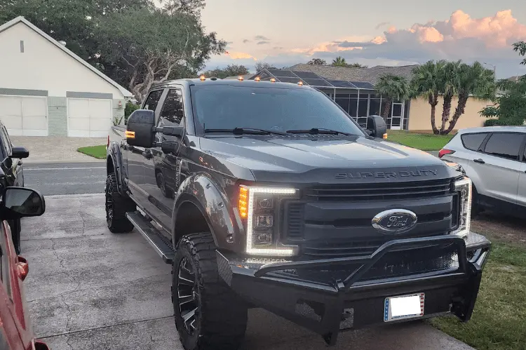 Fab Fours Fs17-S4162-1 Ford F450/F550 Superduty 2017-2022 Black Steel Front Bumper With Pre-Runner Guard 1