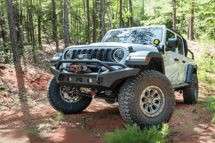 Fab Fours Winch Bumper Lifestyle Jl24-B5052-1 3/4Th Width Front Bumper Pre-Runner Guard 2020-2025 Jeep Gladiator Jt 2