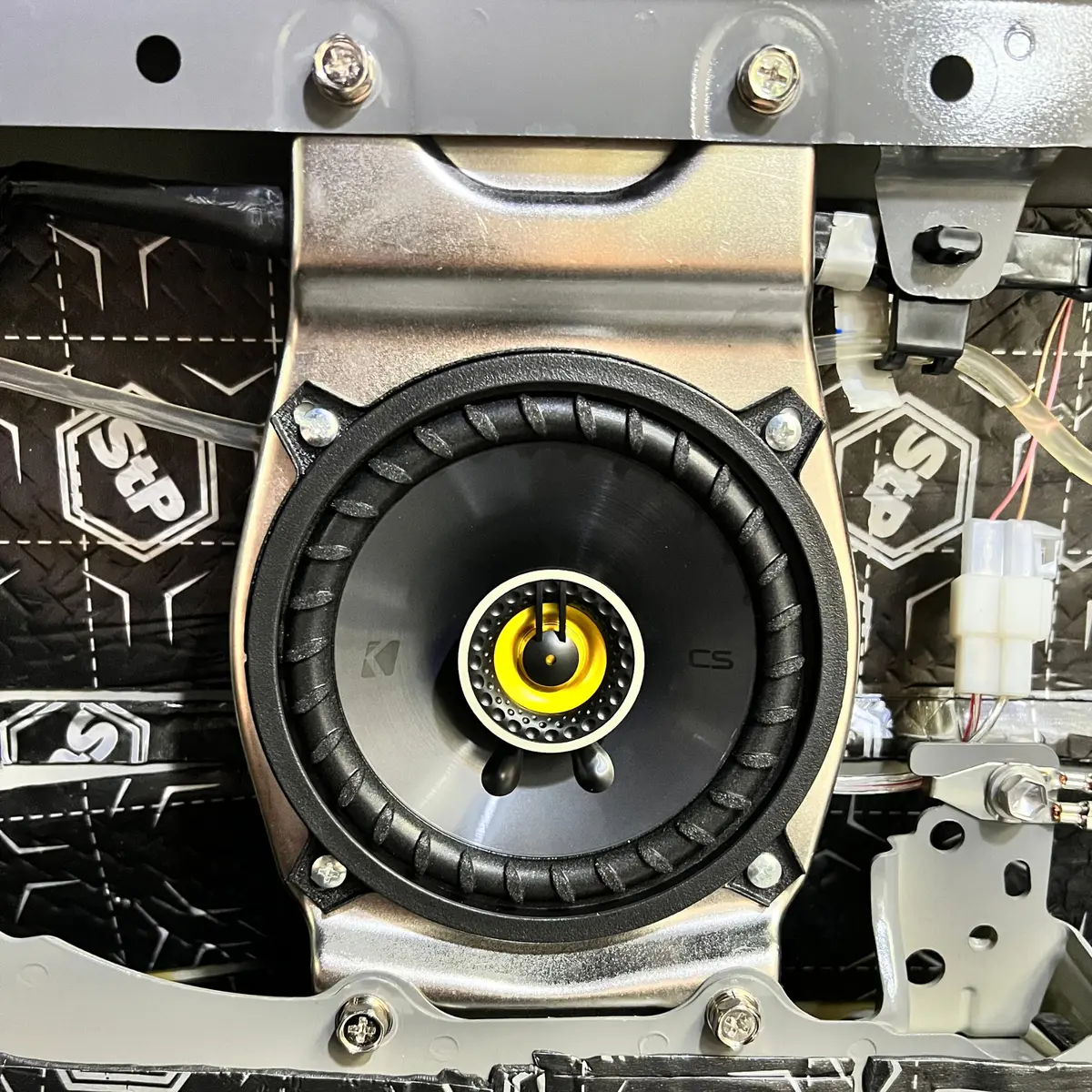 Rear Speaker Brackets Steel - Black - 3 Door (Jimny Year 2018+) 1