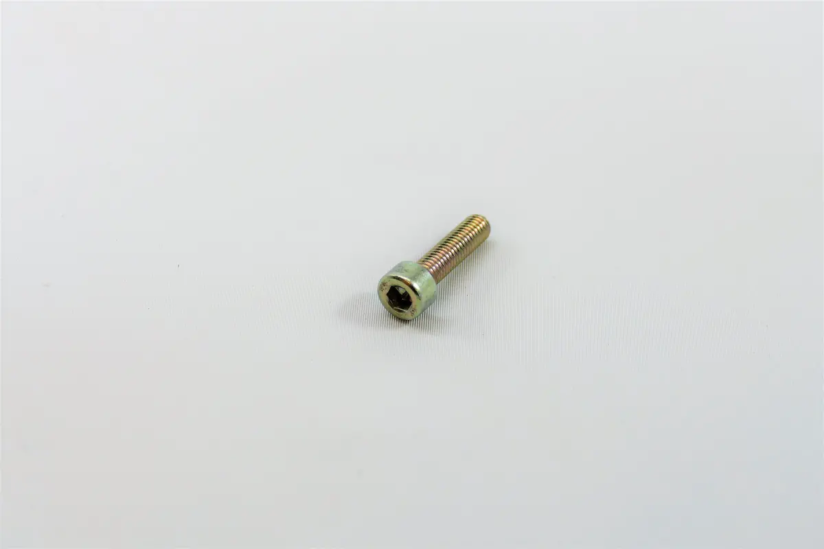 900 067 125 01 - Pan Head Screw 1