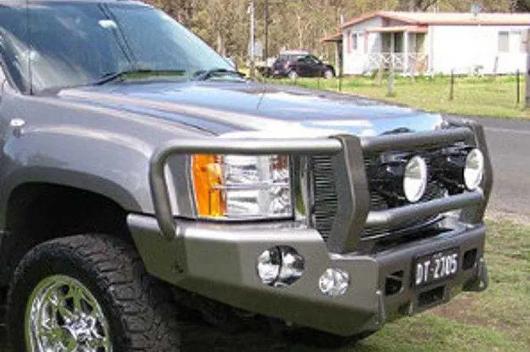 Trailready 10701G Chevy Silverado 2500/3500 2007.5-2010 Extreme Duty Front Bumper Winch Ready With Full Guard 1