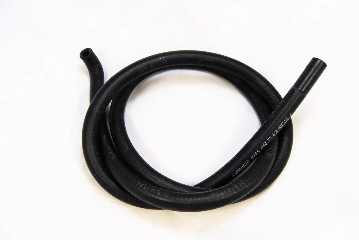 928 106 277 02 - Hose - Radiator To Reservoir 78 To 95 1