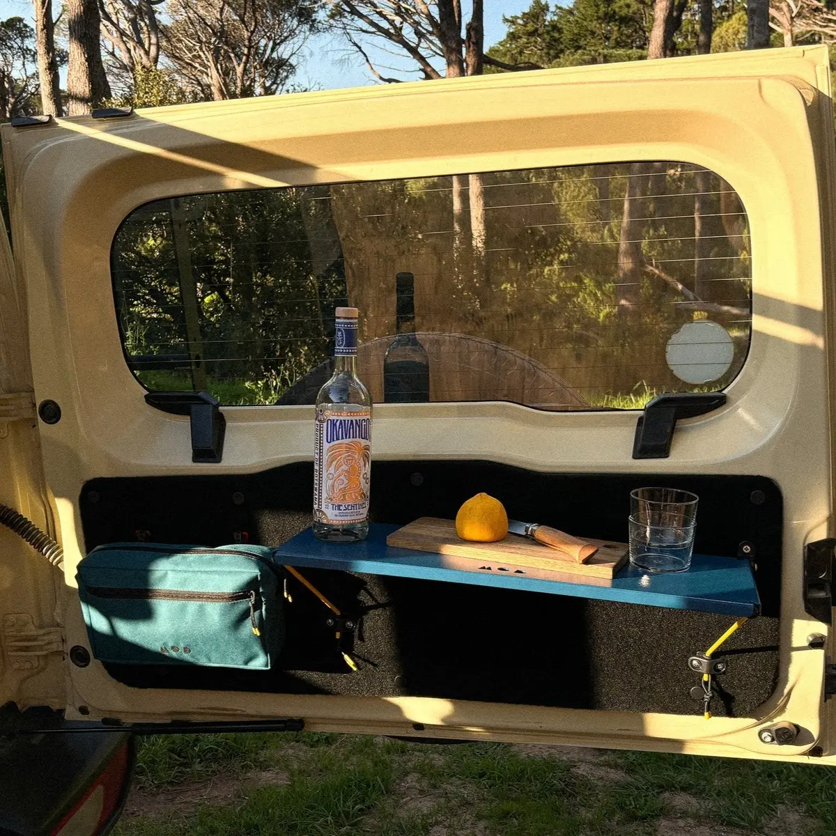 Mod Rear Door Table (Jimny Year 2018+) 1
