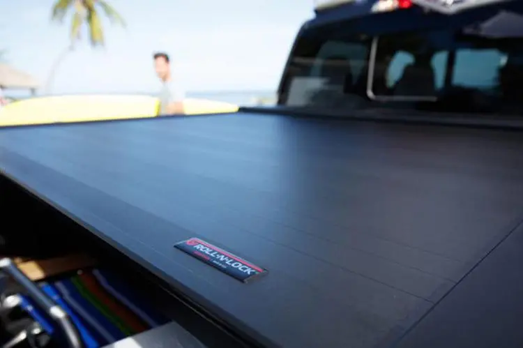 Roll-N-Lock E-Series 2008-2016 Ford F250/F350 Super Duty 6'8" Tonneau Cover Rc109e 1