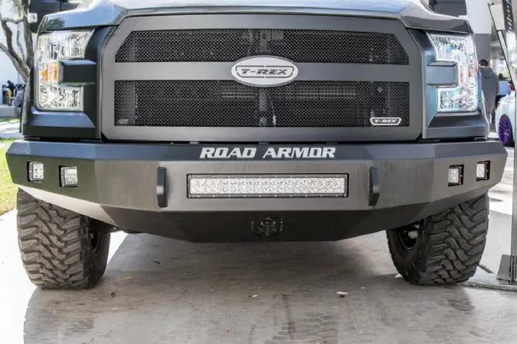 Road Armor Stealth 315R0b 2015-2019 Chevy Silverado 2500/3500 Front Winch Ready Bumper No Guard, Black Finish And Square Fog Light Hole 2