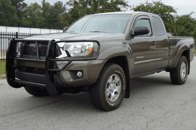 Ranch Hand Ggt05mbl1 2005-2015 Toyota Tacoma Legend Series Grille Guard 1