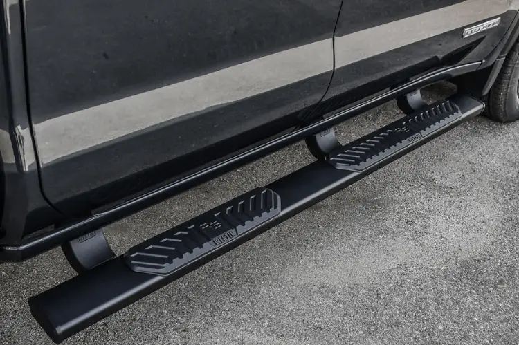 Westin 28-51265 2020-2023 Gmc Sierra 2500/3500 R5 Nerf Step Bars - Black 1