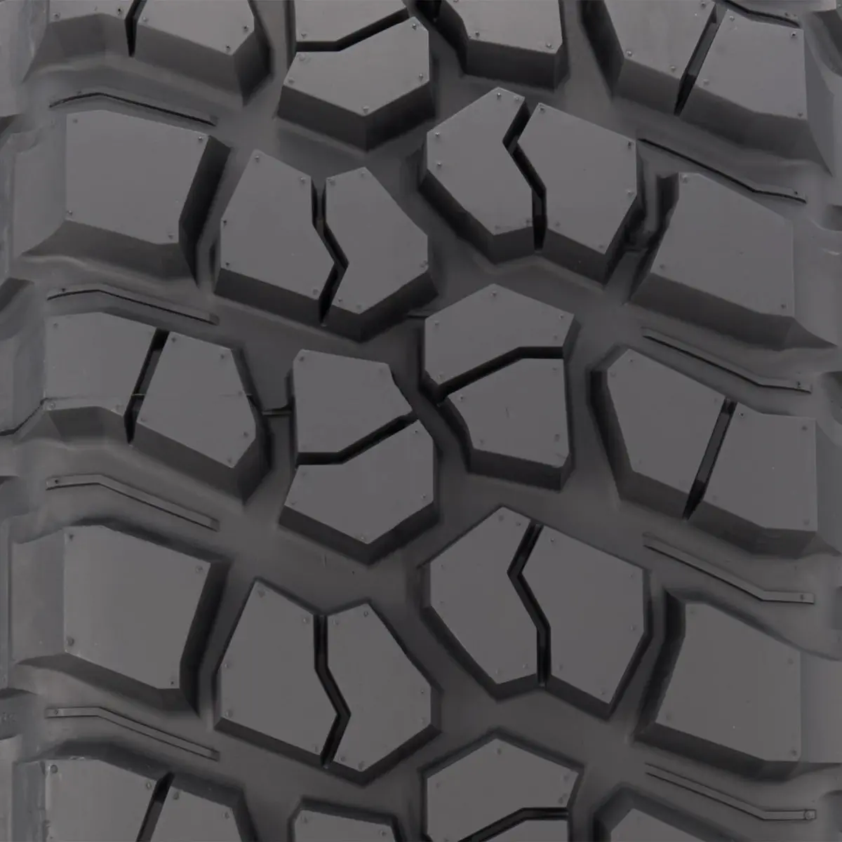 Bf Goodrich Mud-Terrain T/A Km2 Tire 2