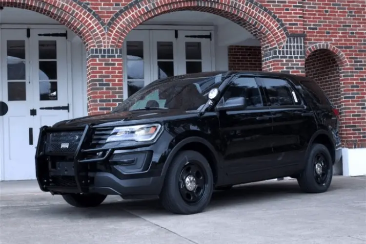 Ranch Hand Ggf16ebl1 2016-2019 Ford Explorer (Non-Ecoboost) Legend Grille Guard 1
