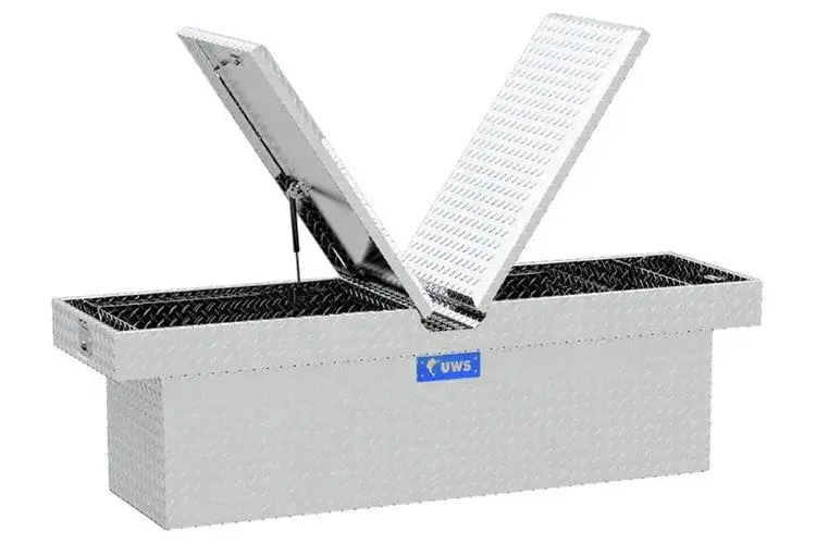 Uws Tbd-69 Chevy Silverado 2500Hd/3500Hd 1999-2023 69" Deep Gull Wing Crossover Truck Tool Box Bright Aluminum 2